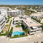 Porto De Mos 85 By Destination Algarve