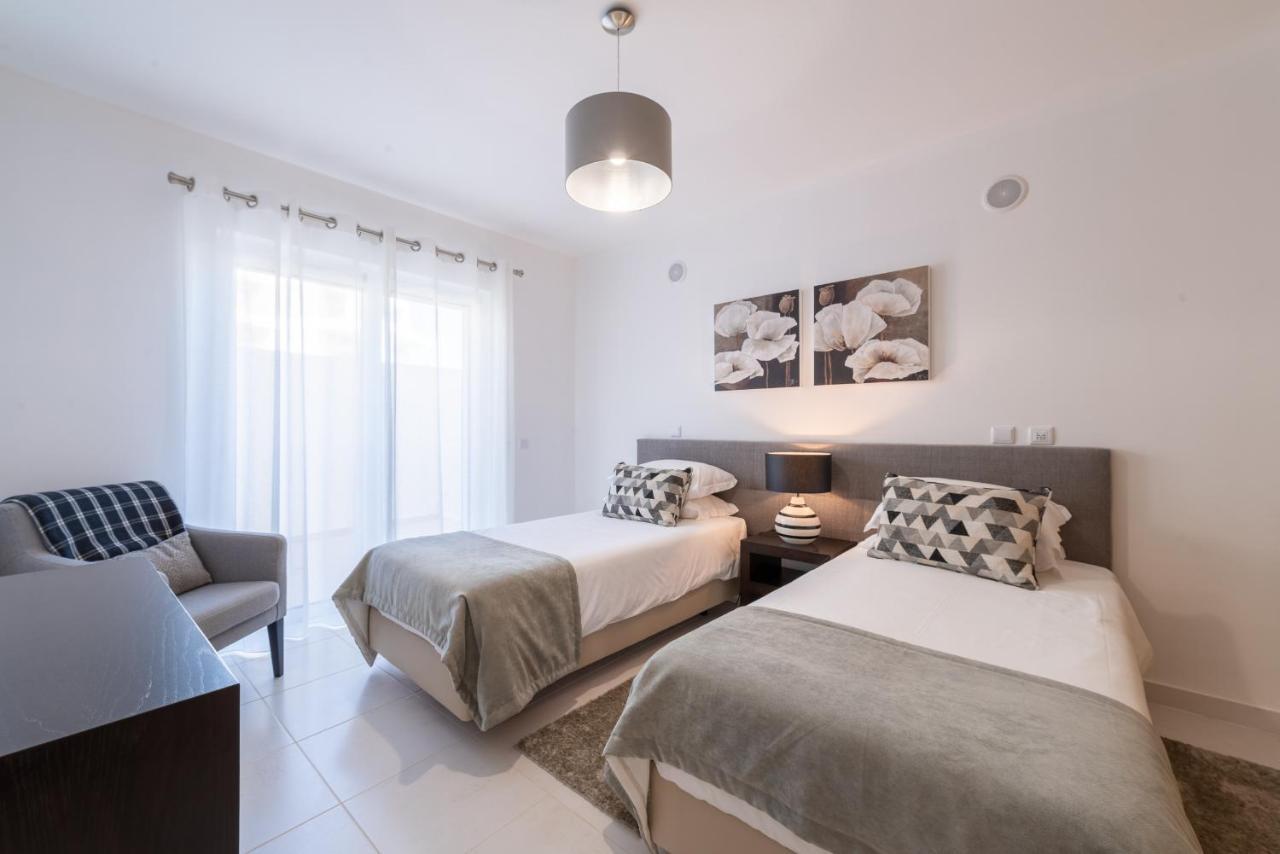 Apartment Porto De Mos 85 By Destination Algarve Lagos