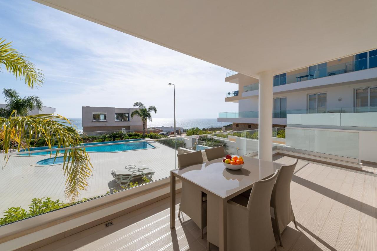 Apartment Porto De Mos 85 By Destination Algarve *